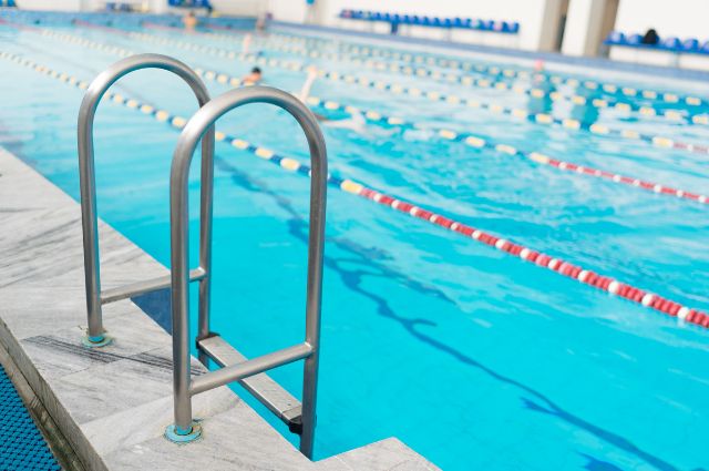 Corrimãos Em Inox Para Piscinas: Onde Encontrar Em Sorocaba?