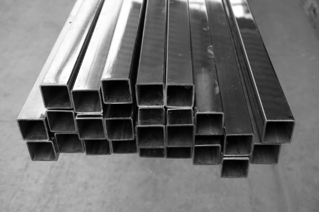 Decoração De Metal: Dicas E Ideias Para Ambientes Sofisticados